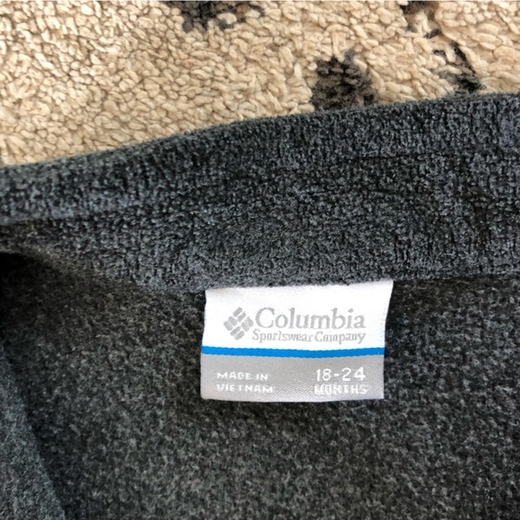 Bundle of zip up fleece jackets - Picture 3 of 10